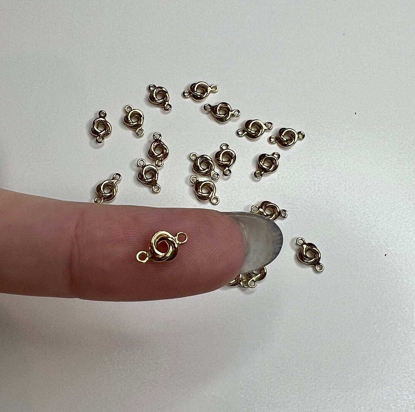 Knot Connector